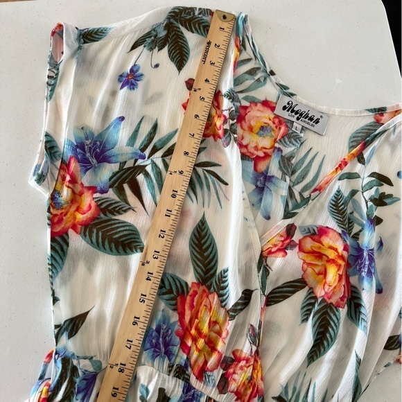Meghan LA Women’s Jasmine Wrap Maxi Dress Floral Short Sleeve Large NWOT Flaws - Picture 9 of 16